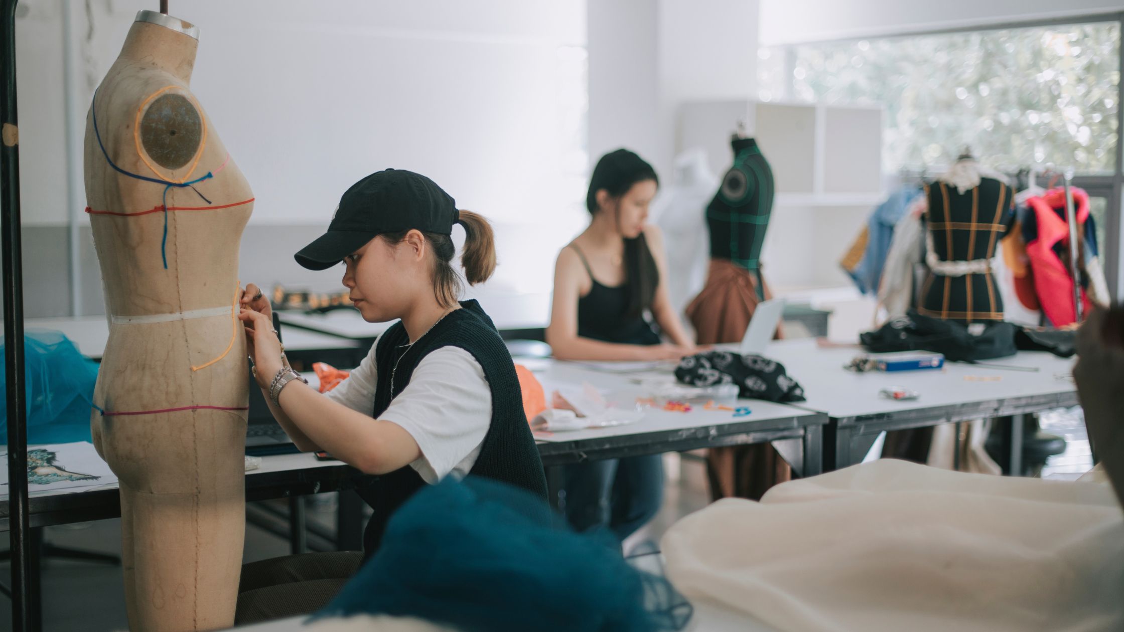 Ngành thiết kế thời trang, nghệ thuật tại Trung Quốc - Du học Trung Quốc - AIxEDU